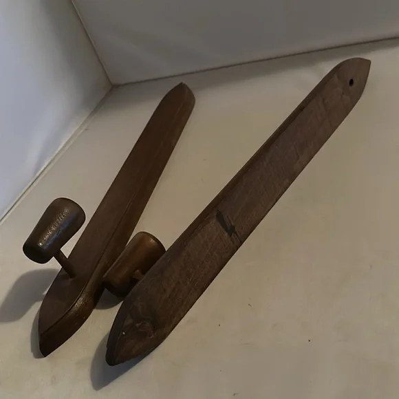 Vintage Wooden Thin Sconce Candlestick Holders (EEE) - Picture 2 of 2